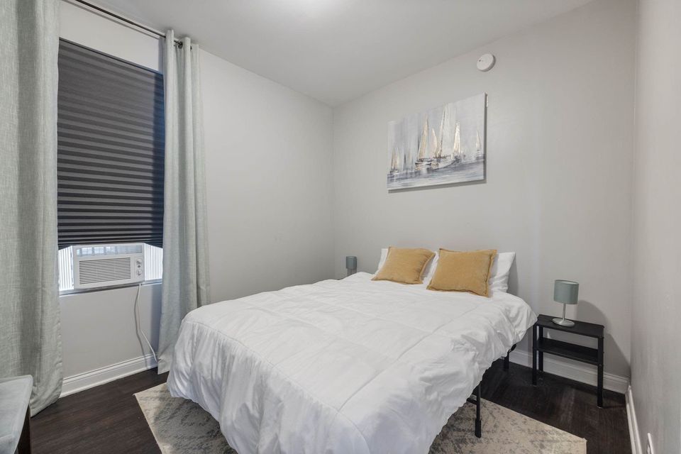 3 Beds 1 Bath - Apartment photo'