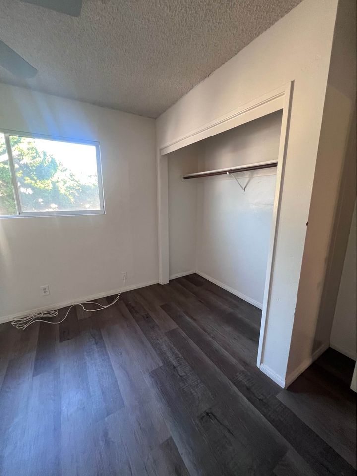 1 Bed 1 Bath - Townhouse photo'