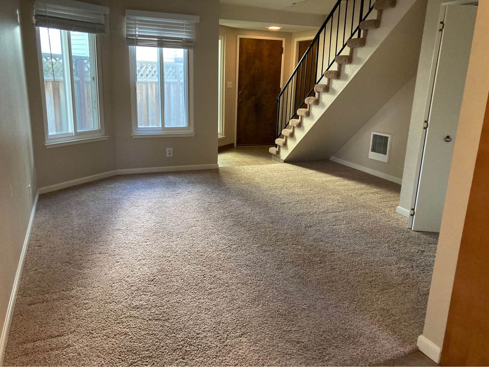 1 Bed 1 Bath - Townhouse photo'