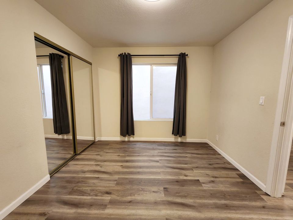 2 Beds 1 Bath Apartment photo'