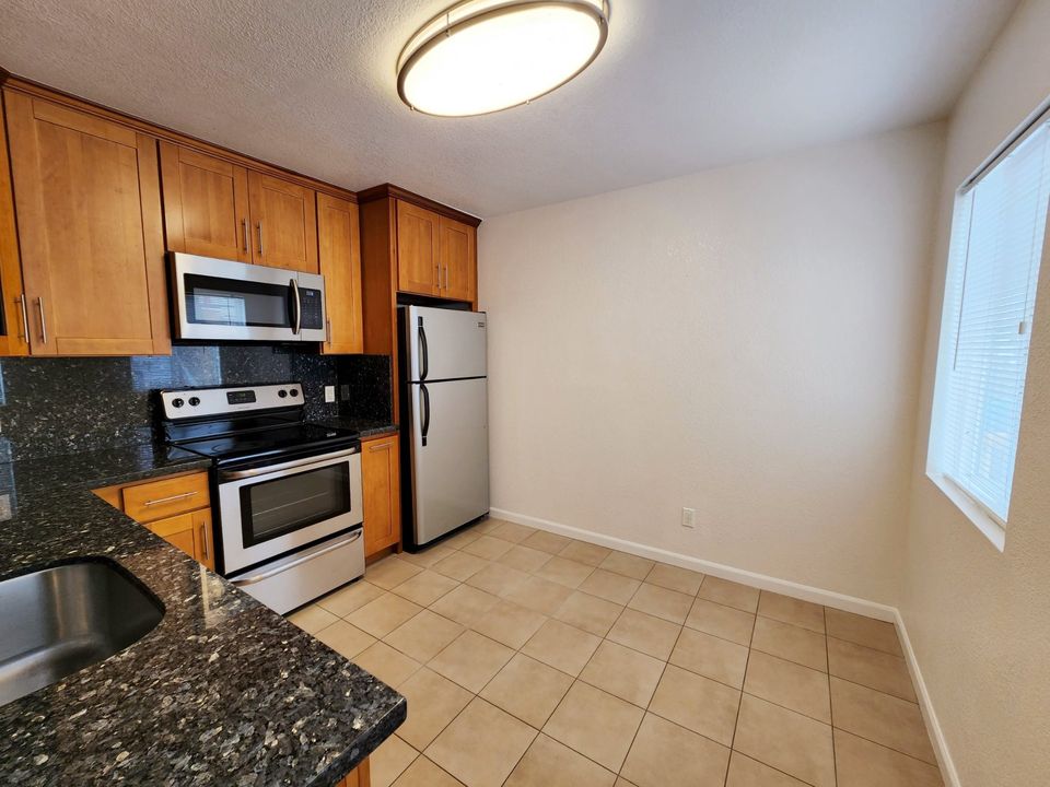 2 Beds 1 Bath Apartment photo'