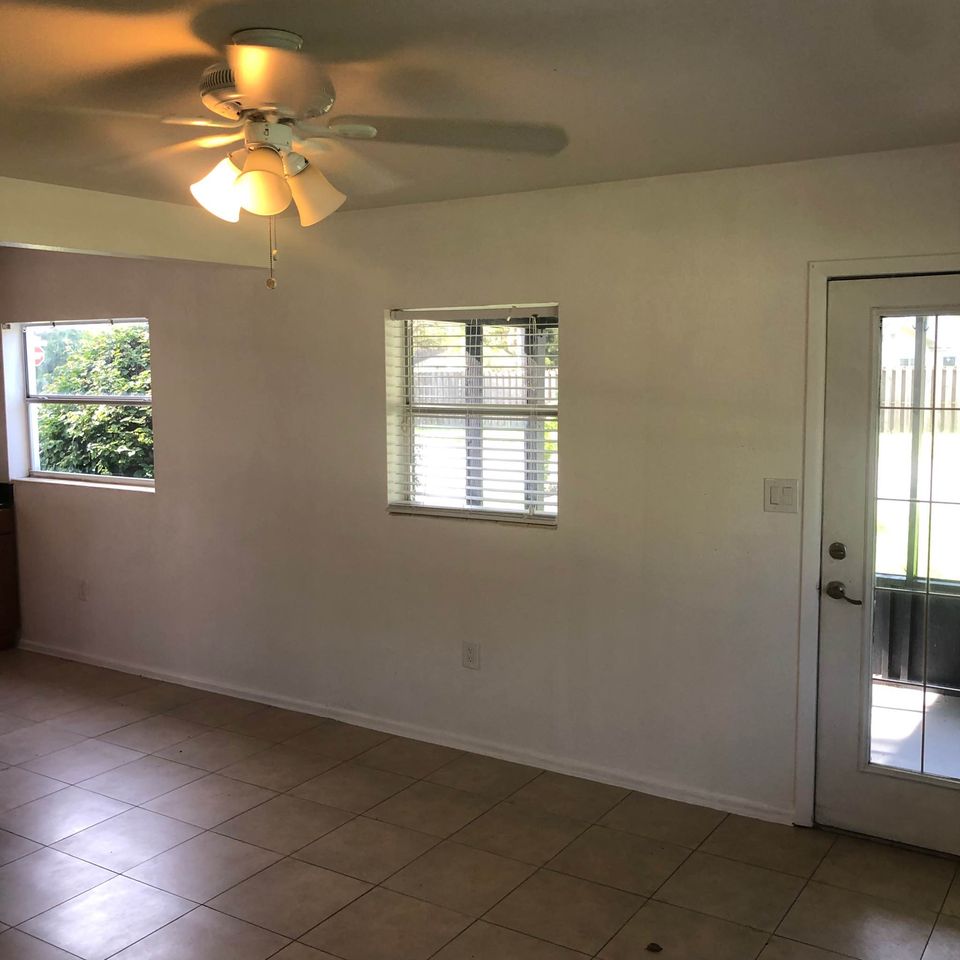 2 Beds 1 Bath - Apartment photo'