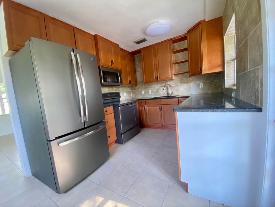 2 Beds 1 Bath - Apartment photo'