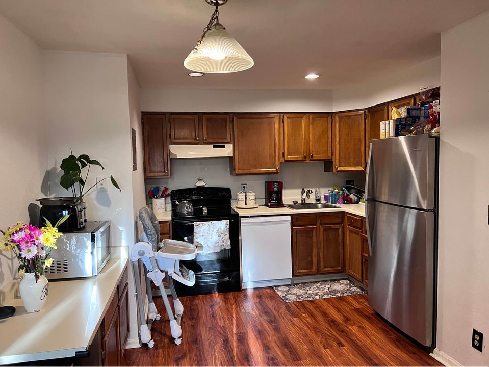 2 Beds 1 Bath - Apartment photo'