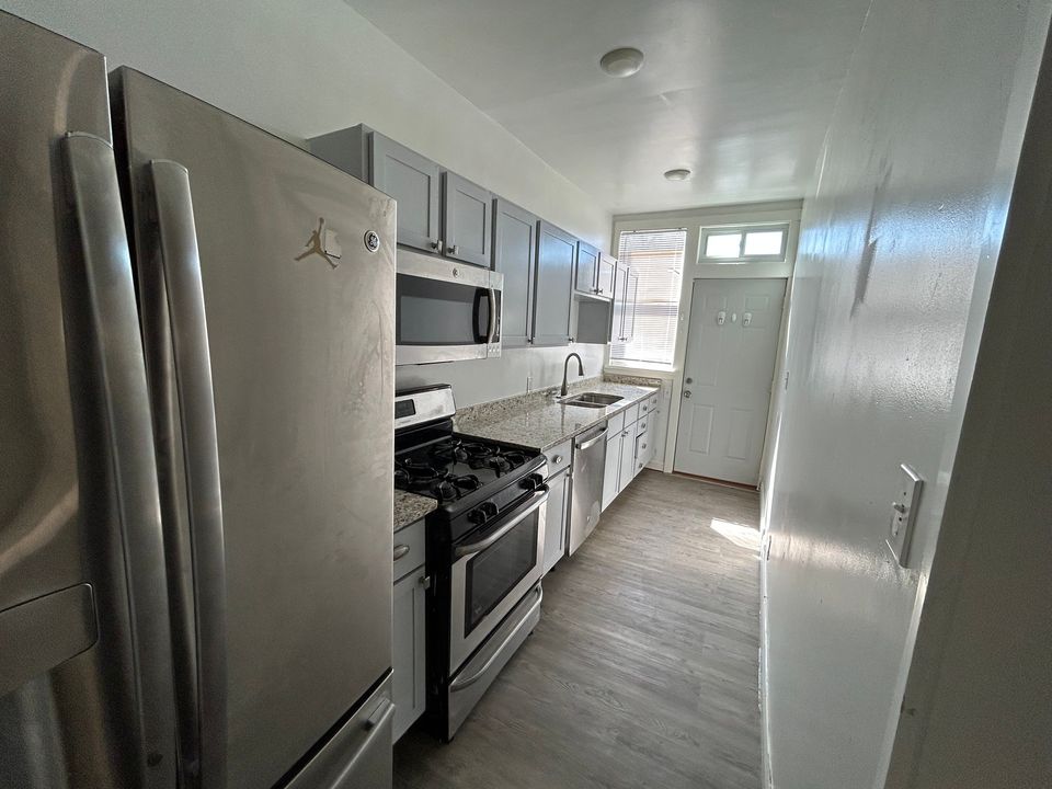 2 Beds 1 Bath Apartment photo'