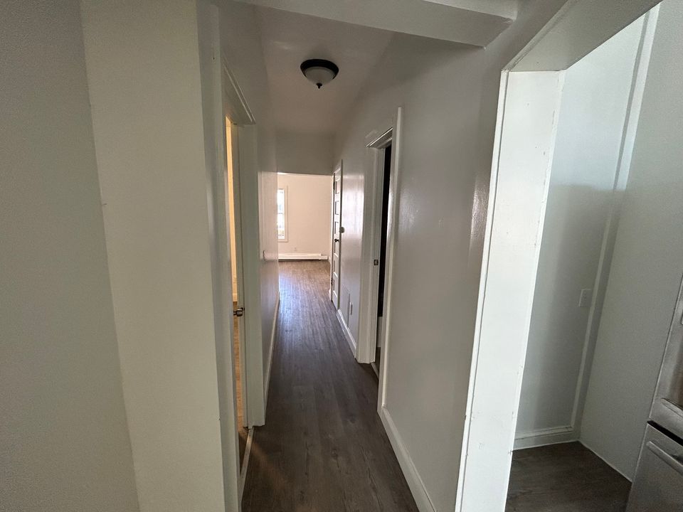 2 Beds 1 Bath Apartment photo'