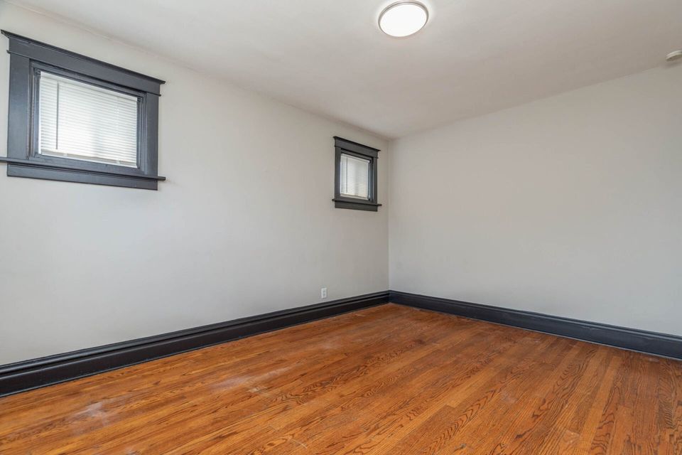 2 Beds 1 Bath Apartment photo'