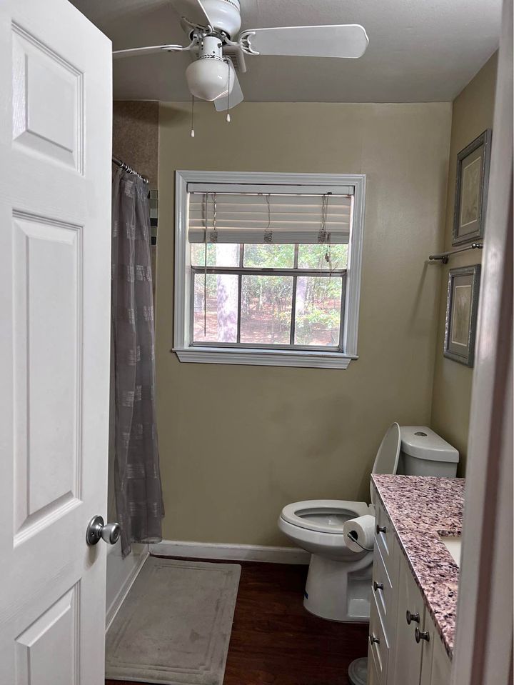 2 Beds 1 Bath - Townhouse