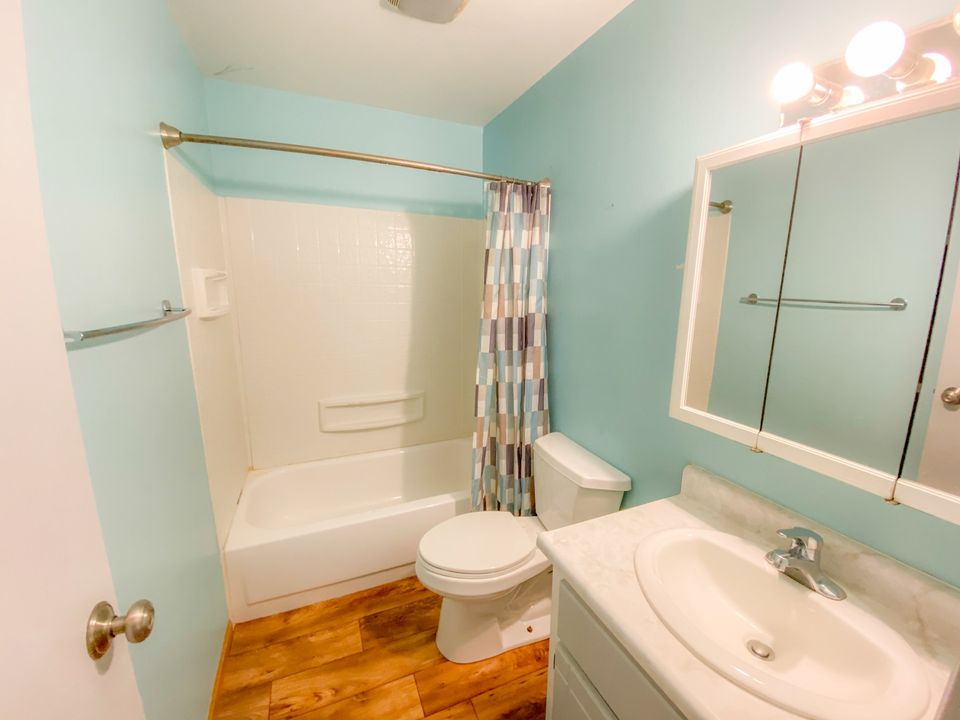 2 Beds 1 Bath Townhouse photo'