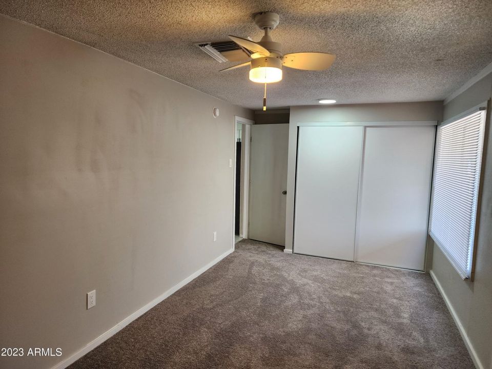 3 Beds 1 Bath Apartment photo'