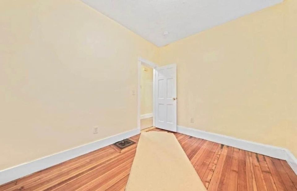 3 Beds 1 Bath - Apartment photo'