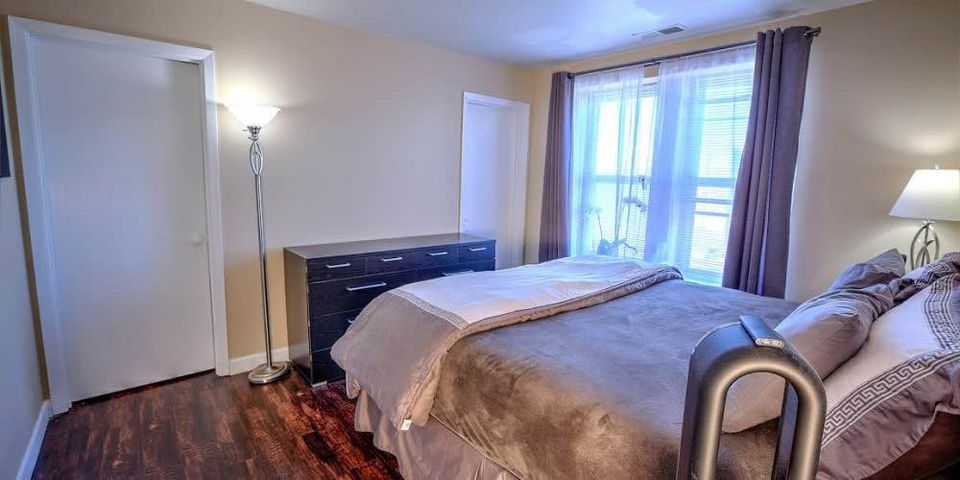 1 Bed 1 Bath Apartment/condo