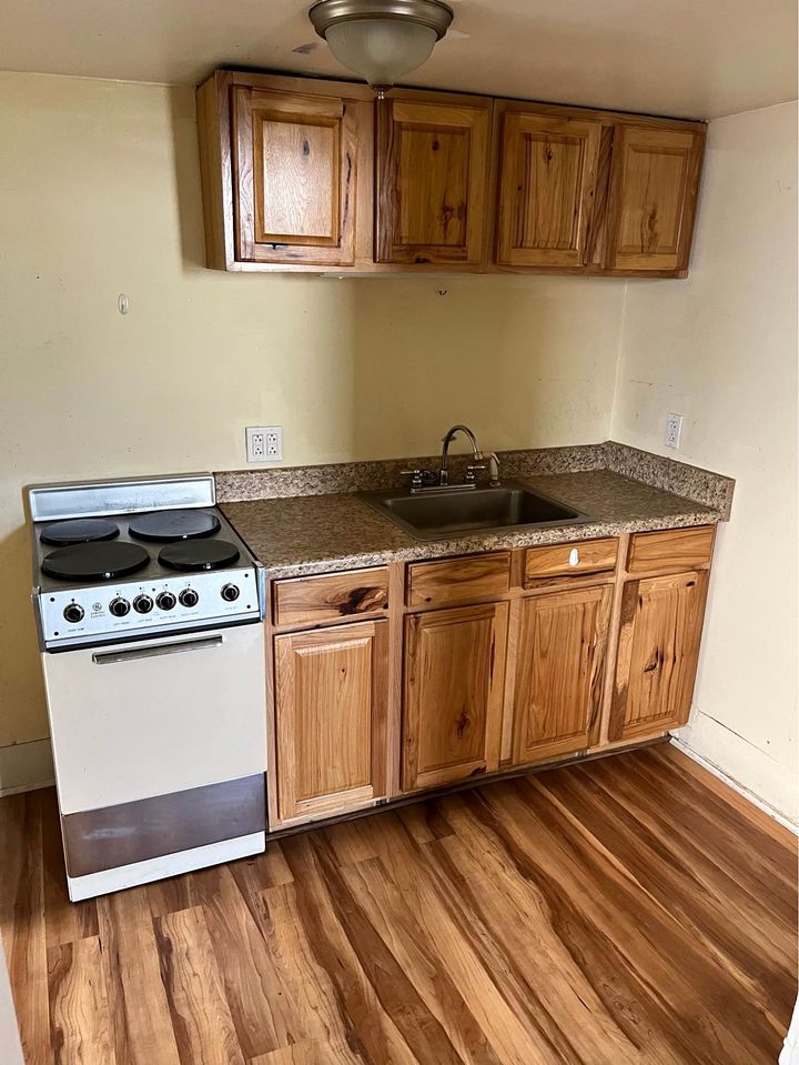 1 Bed 1 Bath - Townhouse