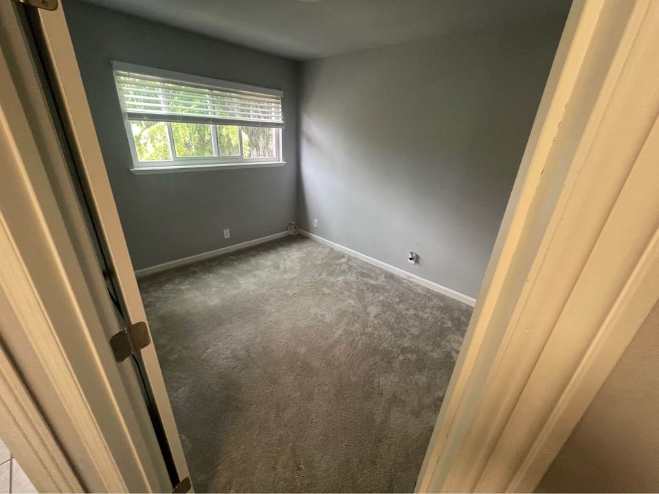 1 Bed 1 Bath - Townhouse photo'