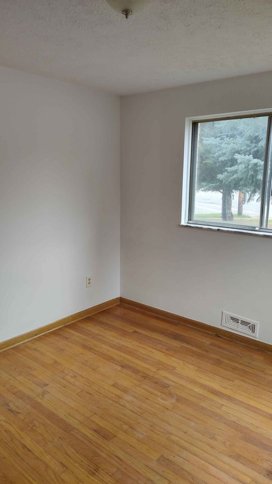 1 bed · 2 bath · Townhouse photo'