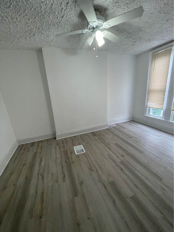 1 Bed 3 Baths - Townhouse photo'