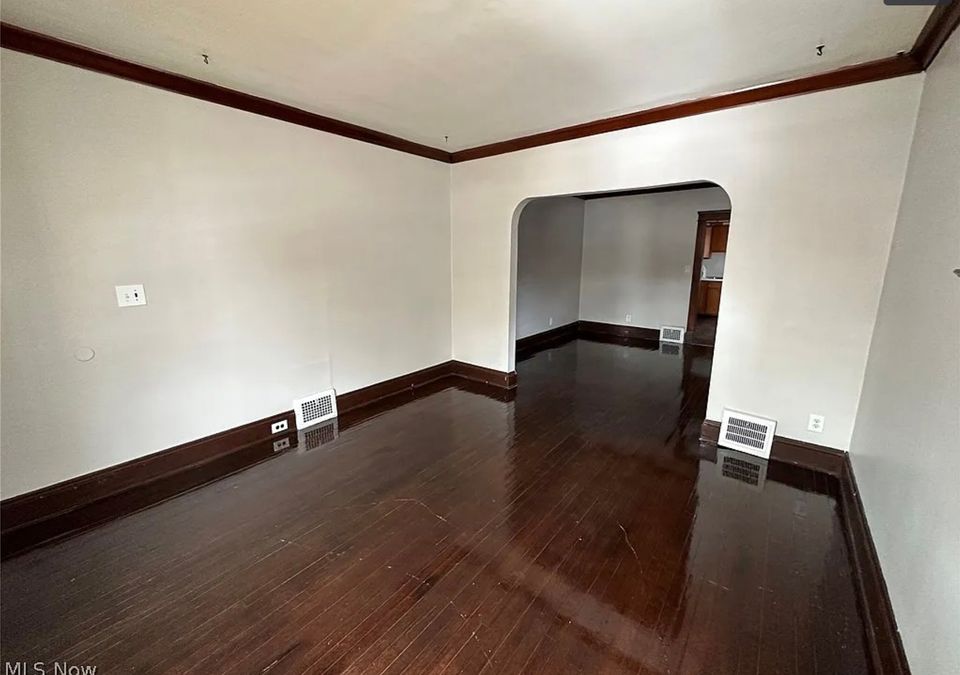 2 Beds 1 Bath Apartment photo'