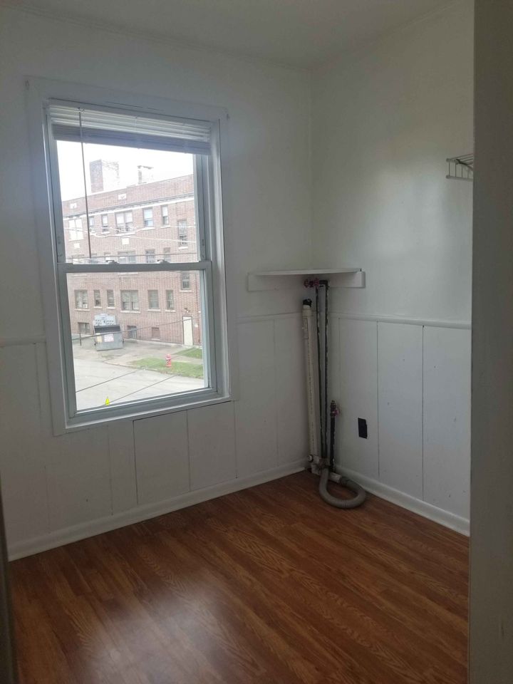 2 Beds 1 Bath Apartment - 12