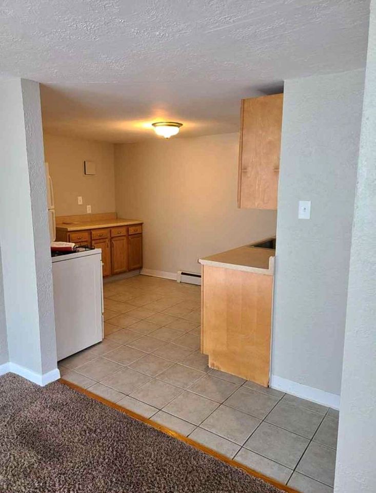 2 Beds 1 Bath - Apartment