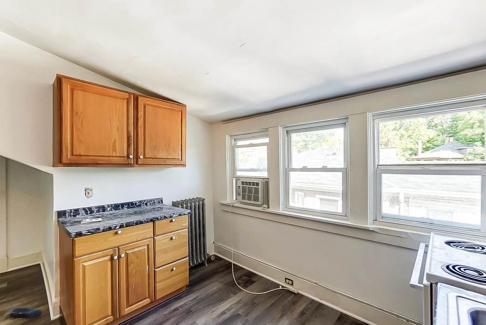 2 Beds 1 Bath - Apartment photo'