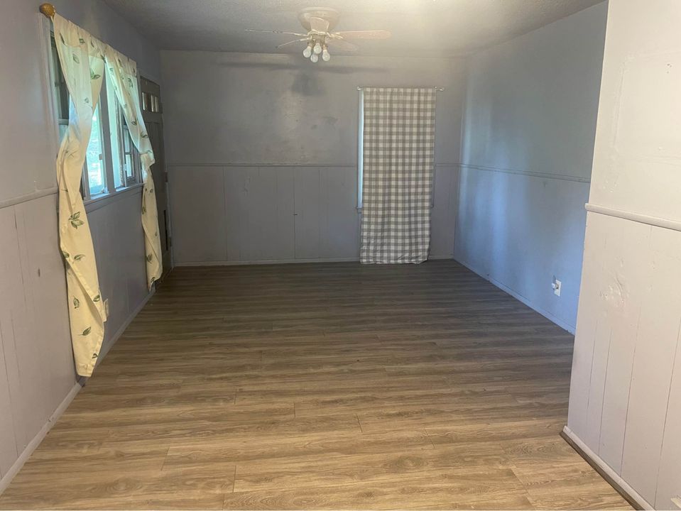 2 Beds 1 Bath - House photo'