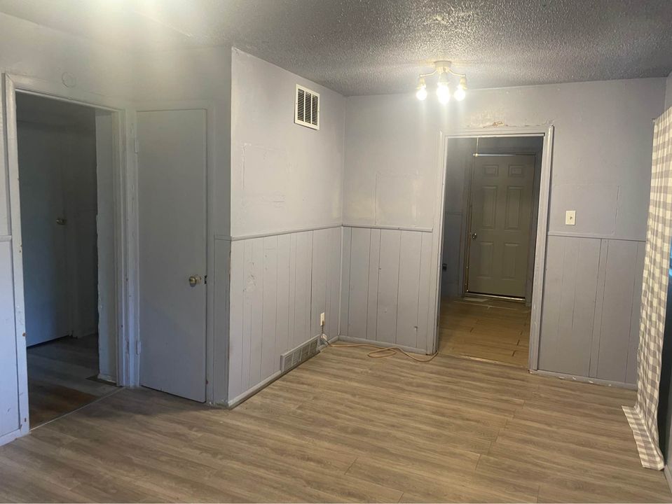 2 Beds 1 Bath - House photo'