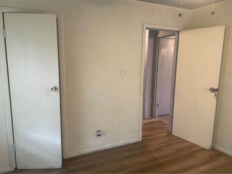 2 Beds 1 Bath - House photo'