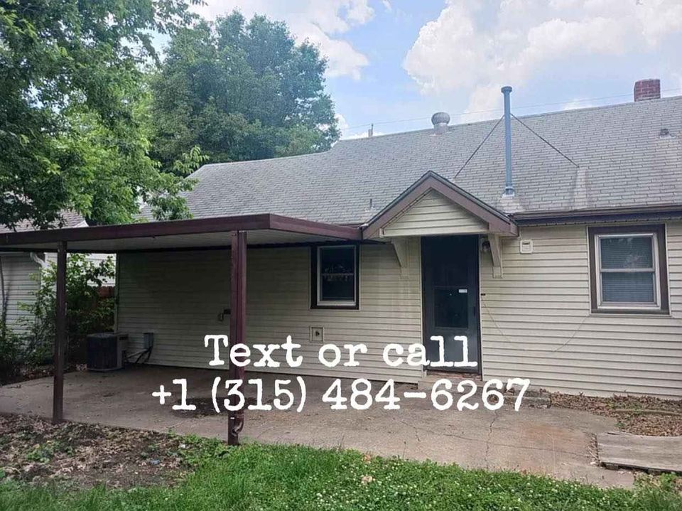 2 Beds 1 Bath - House photo'