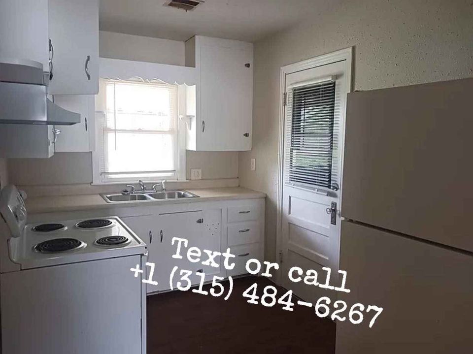 2 Beds 1 Bath - House photo'