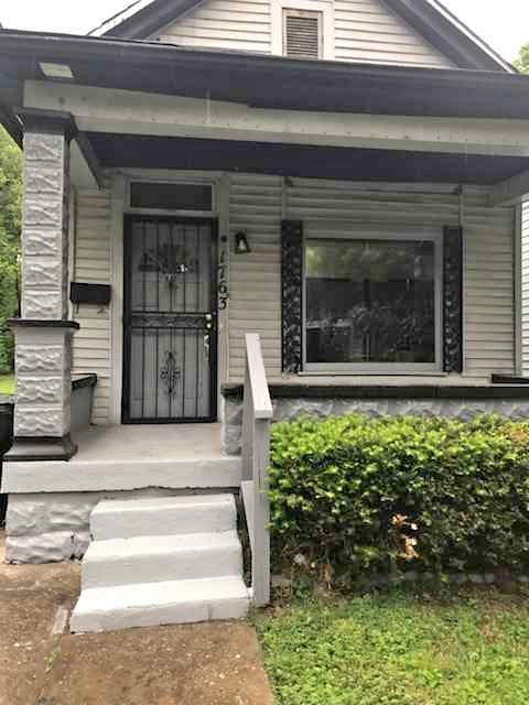 2 Beds 1 Bath - House