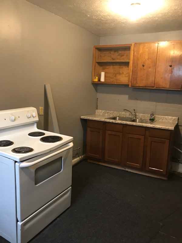 2 Beds 1 Bath - House - 8