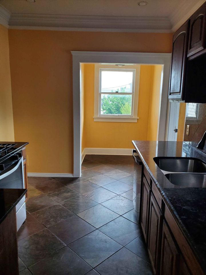 2 Beds 1 Bath - Townhouse photo'