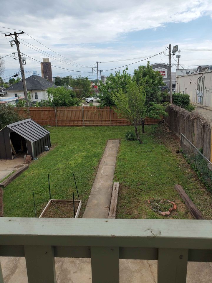 2 Beds 1 Bath - Townhouse photo'