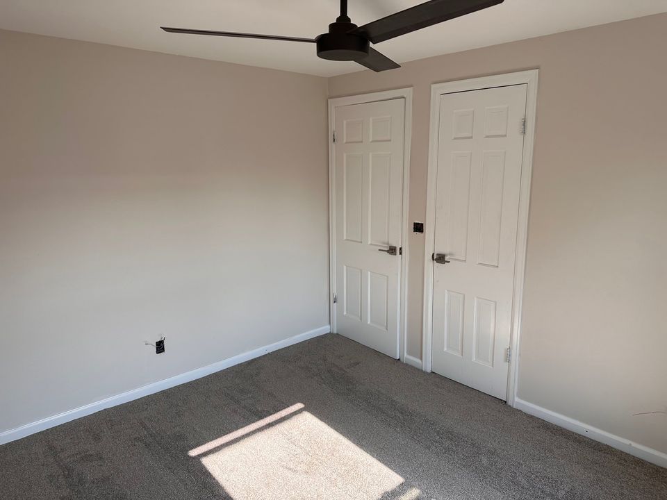 2 Beds 1 Bath Townhouse photo'