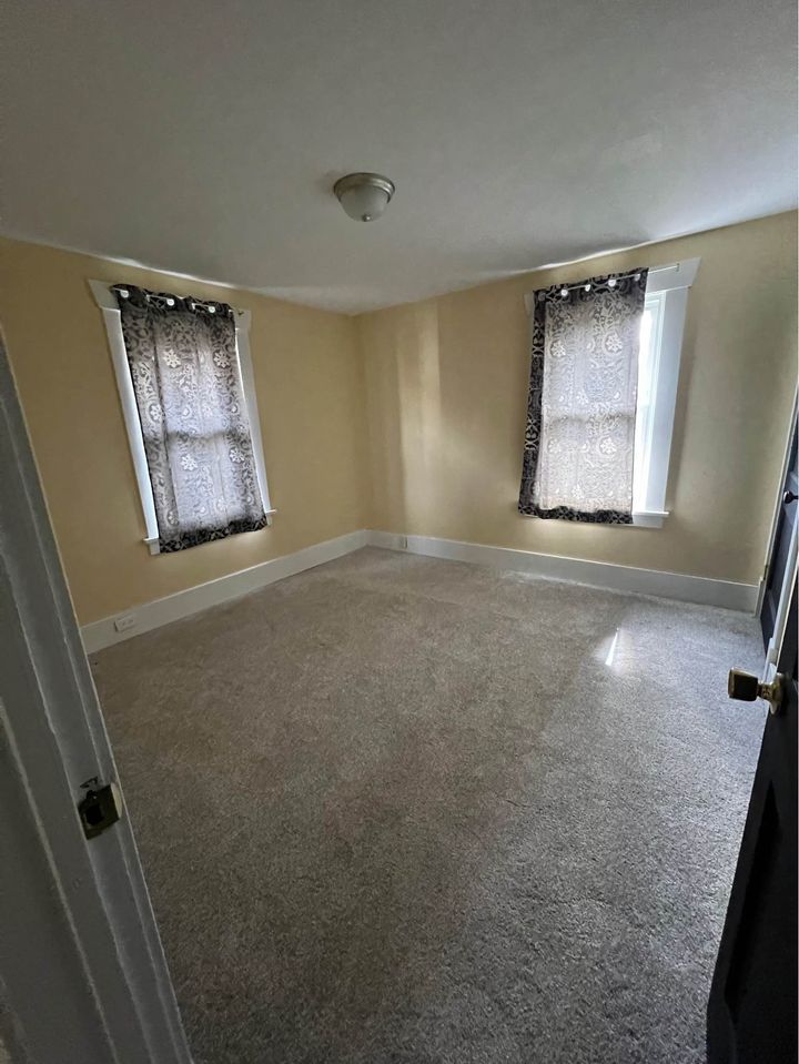 2 Beds 1 Bath - Townhouse - 4