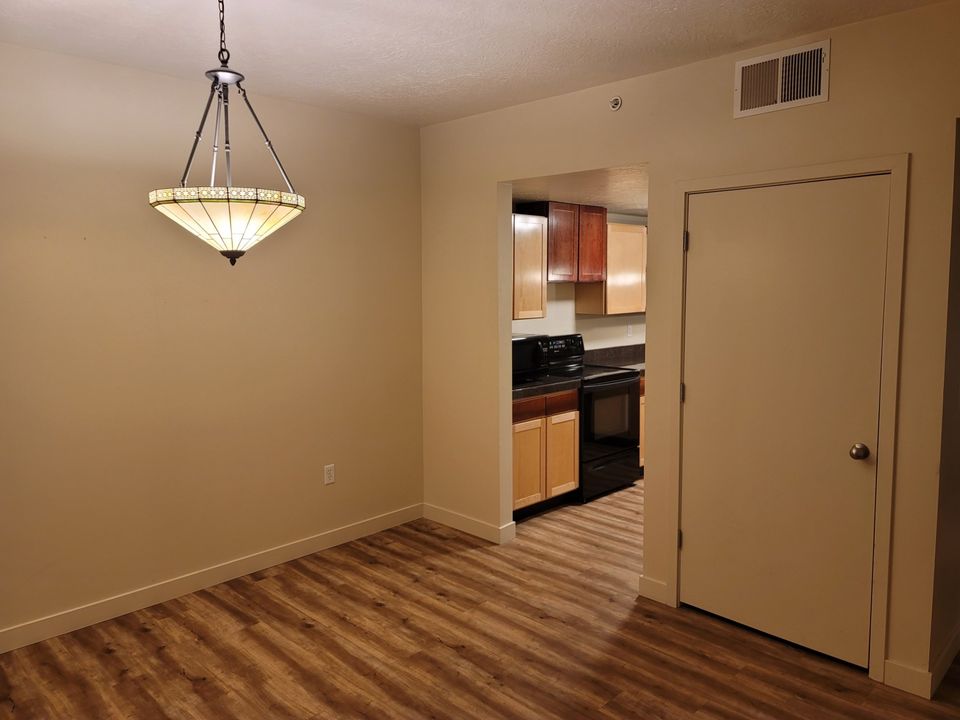 2 Beds 2 Baths Apartment photo'