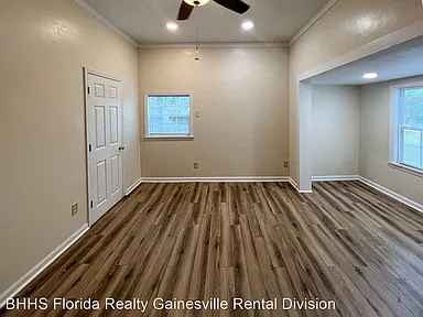 2 Beds 2 Baths - Townhouse photo'