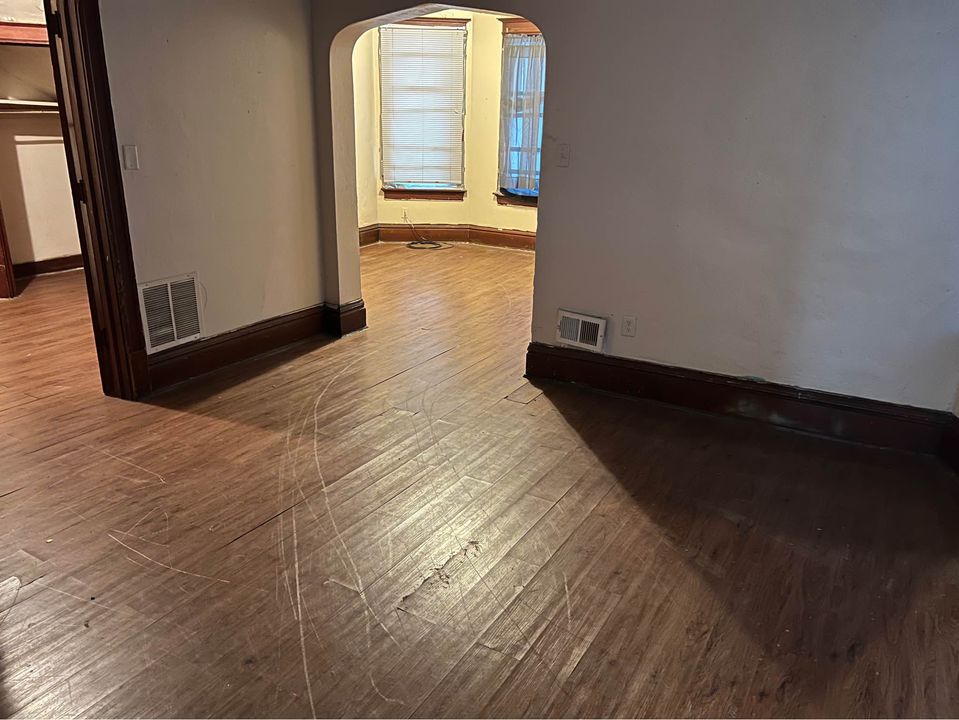 3 Beds 1 Bath - Apartment photo'