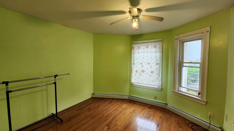 3 Beds 1 Bath - Apartment photo'