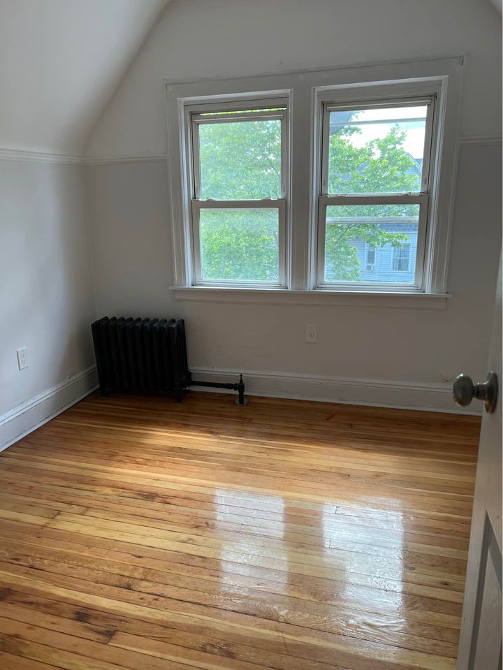 3 Beds 1 Bath - Apartment photo'