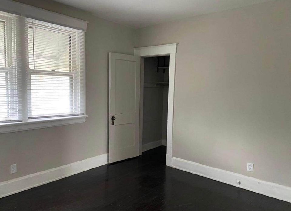 3 Beds 1 Bath - House photo'