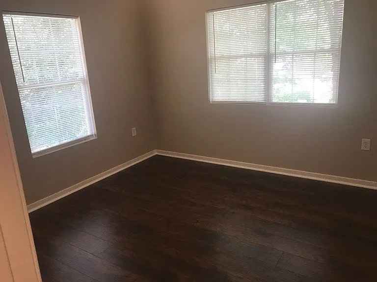 3 Beds 1 Bath - House photo'