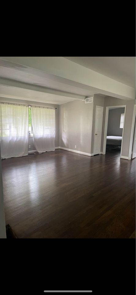 3 Beds 1 Bath - House photo'