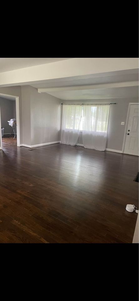 3 Beds 1 Bath - House photo'