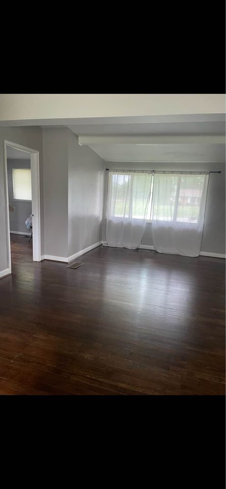 3 Beds 1 Bath - House photo'