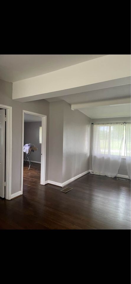 3 Beds 1 Bath - House photo'