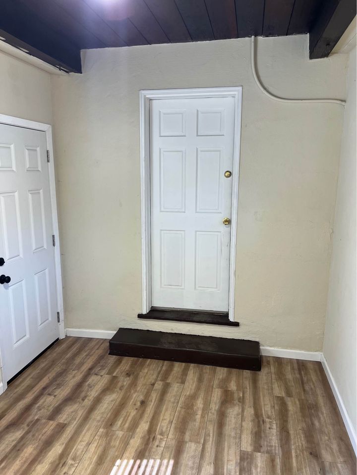 3 Beds 1 Bath - House photo'