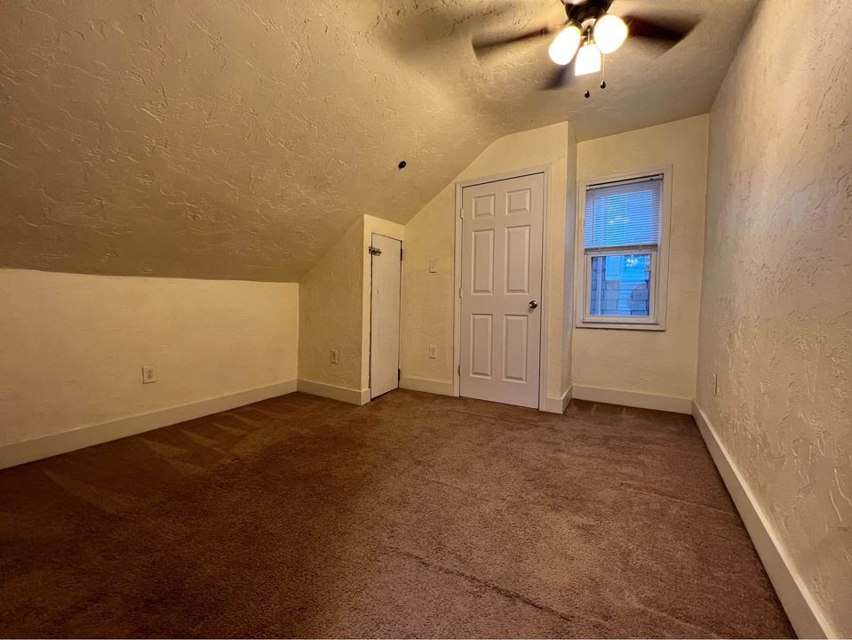 3 Beds 1 Bath - House photo'