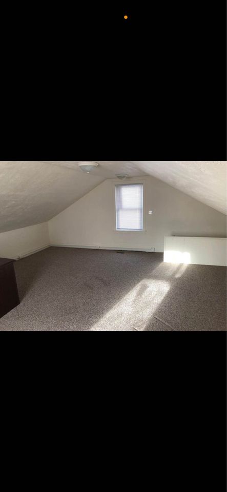 3 Beds 1 Bath - House photo'