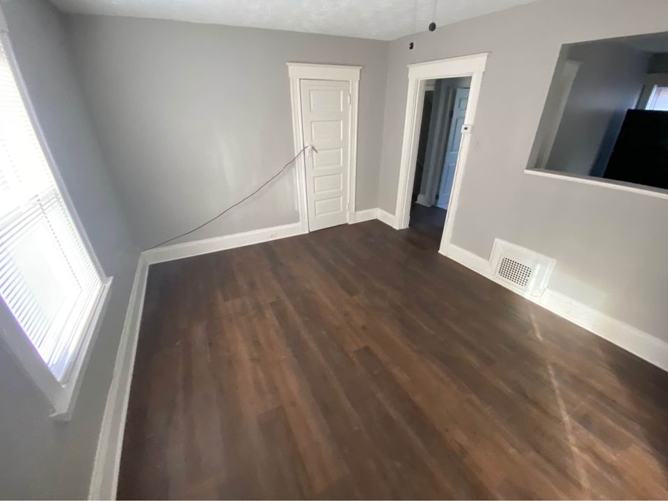 3 Beds 1 Bath - House photo'